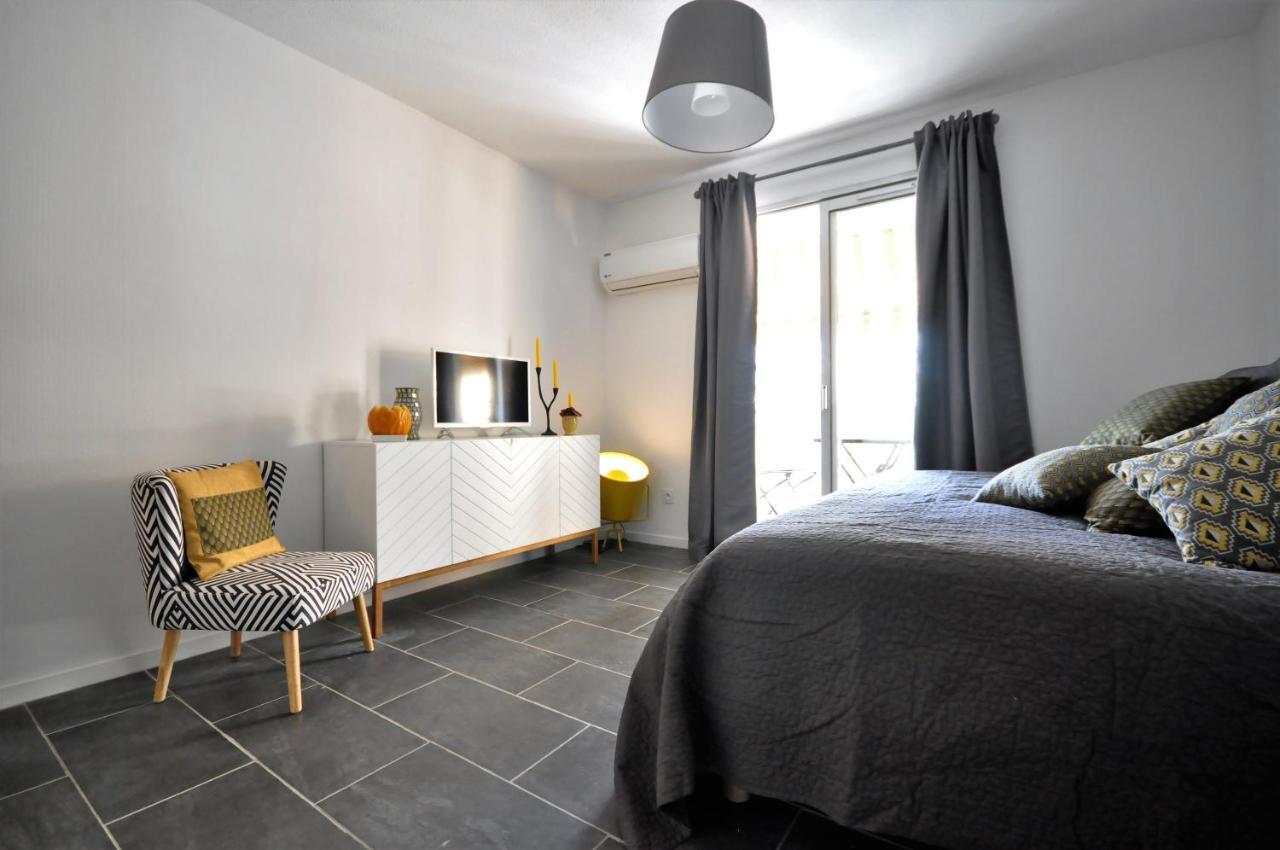 Appartement Des Fleurs Nisa Exterior foto